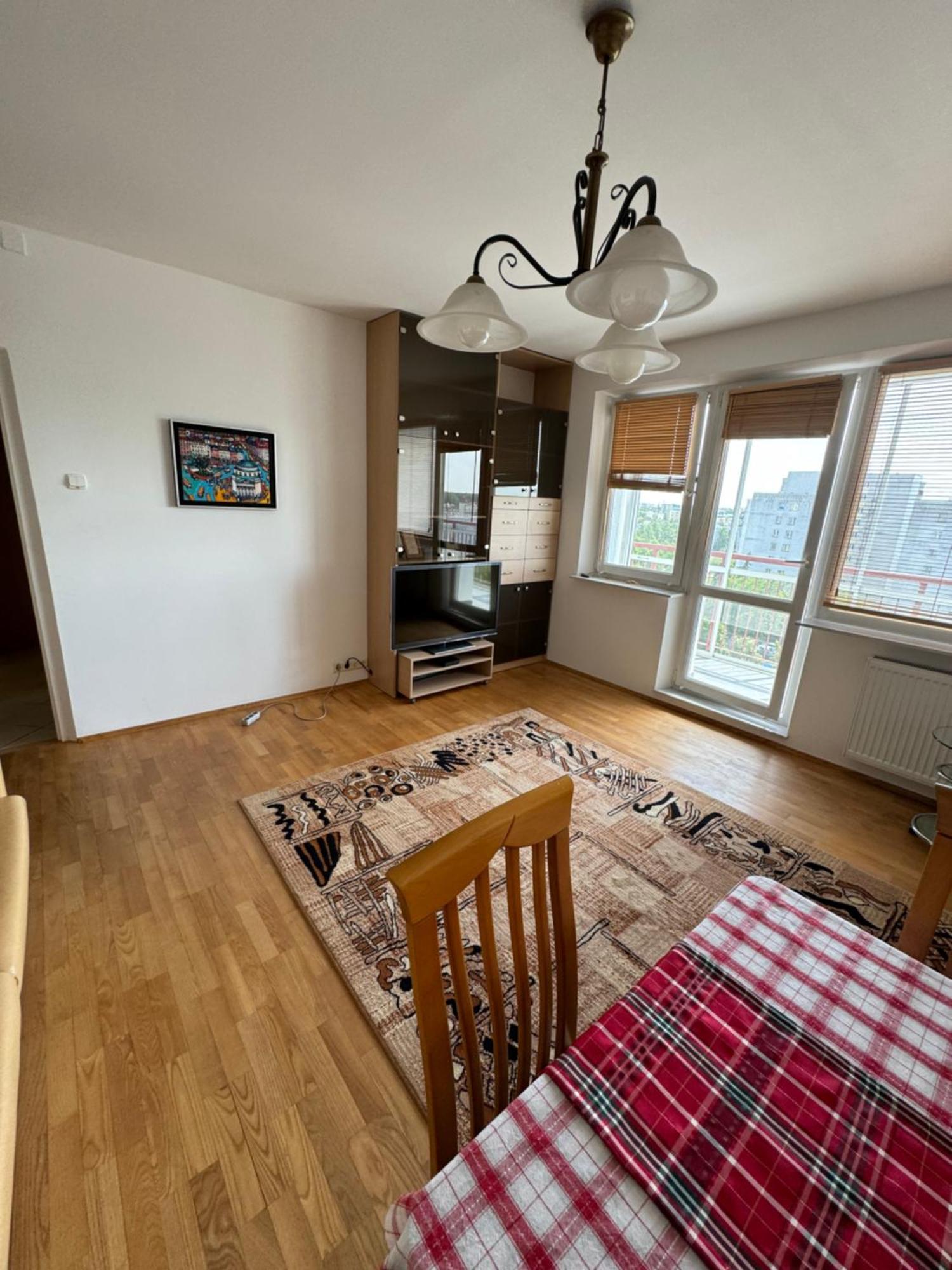 Wygodny Apartament Dla Rodziny 3-5 Osobowej Apartment Warsaw Luaran gambar